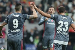 Beşiktaş, tur kapısını araladı