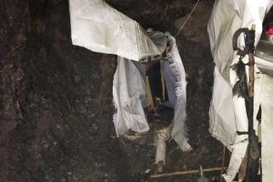 Ter&ouml;ristlere ait 8 sığınak imha edildi