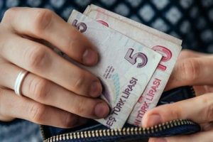 2018 asgari &uuml;cret ne kadar olacak? İşte zam oranı
