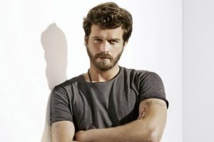Kıvan&ccedil; Tatlıtuğ hangi diziyle ekranlara d&ouml;n&uuml;yor?