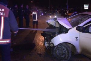 Aşırı hız ve alkol kaza getirdi