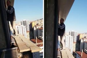 İnşaat iş&ccedil;isinin &ouml;l&uuml;mle dansı