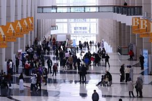 Amerikalı M&uuml;sl&uuml;manların yıllık kongresi MAS-ICNA Chicago'da başladı