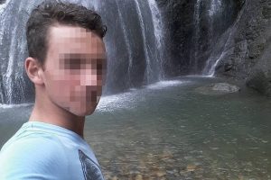 Derste arkadaşını &ouml;ld&uuml;ren liseliye 15 yıl hapis