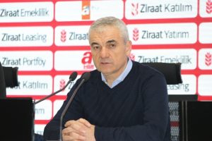 &Ccedil;alımbay: Biz en b&uuml;y&uuml;k g&uuml;c&uuml; taraftarlarımızdan alıyoruz