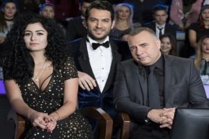 'Kim Milyoner Olmak İster?'den yılbaşı &ouml;zel b&ouml;l&uuml;m&uuml;!