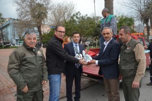 Bursa Mudanya'da fidan dağıtıldı