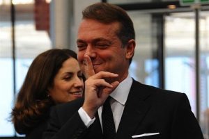 Cem Uzan'ın hesaplarından 80 milyon TL TMSF'ye ge&ccedil;ti