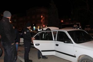 Bursa'da asayiş uygulamasına İl Emniyet M&uuml;d&uuml;r&uuml; Ak da katıldı