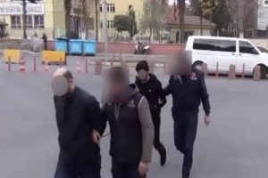 DEAŞ'ın s&ouml;zde Rakka savcısı yakalandı