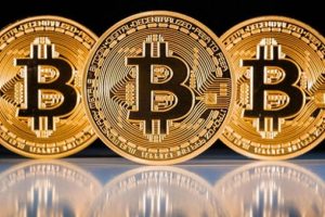 Bakan Zeybekci uyardı: Bitcoin'den uzak durun
