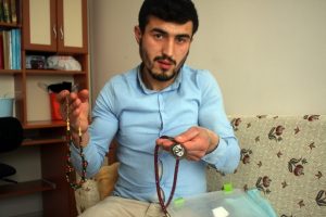 Bursa'da sara hastası gen&ccedil; rapor almaya giderken n&ouml;bet ge&ccedil;irince soyuldu