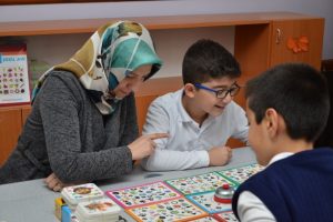 Teknoloji bağımlılığına karşı 'Akıl Oyunları Sınıfı' a&ccedil;ıldı