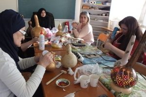 Su kabakları kursiyerlerin elinde sanat eseri oldu