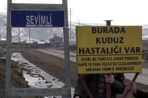 Ardahan'da bir il&ccedil;e ve &uuml;&ccedil; k&ouml;y karantinaya alındı