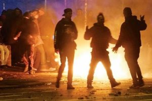 İran'da eylemler devam ediyor: Talep &ccedil;eşitli, &ouml;fke lidersiz