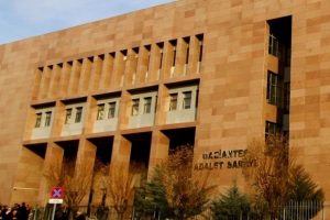 FET&Ouml; elebaşının 'beddua seansına' katılmışlar