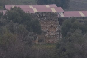 İzmir'deki Metropolis Antik Kenti'nde oda mezarlar bulundu