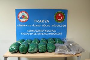 Kapıkule'de 381 bin liralık uyuşturucu ele ge&ccedil;irildi