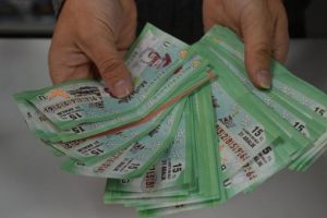 Antalya'da 'yaşlı kadın' s&ouml;ylentisi! B&uuml;y&uuml;k ikramiye ona mı &ccedil;ıktı?