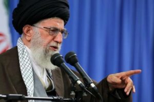 Rus uzmandan şok iddia! "Hamaney ailesini T&uuml;rkiye'ye g&ouml;nderdi"