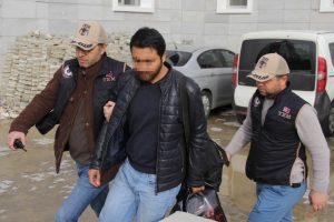 Havalandırma boşluğunda yakalandı