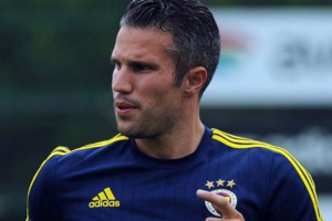 Fenerbah&ccedil;e'de yıldız oyuncu kampa g&ouml;t&uuml;r&uuml;lm&uuml;yor