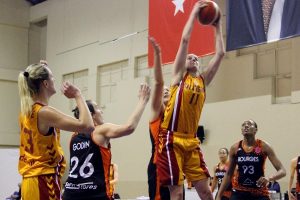 Galatasaray evinde farklı kaybetti