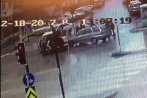 Bursa'da kafa kafaya b&ouml;yle &ccedil;arpıştılar