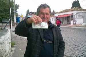 Piyango biletine 50 bin lira &ccedil;ıkınca tarım kredisi borcunu kapattı