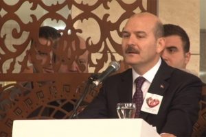 Adliye şehitleri i&ccedil;in duygulandıran anma