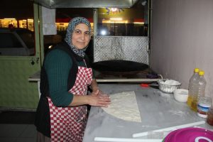 G&ouml;zleme ile hayata tutundu