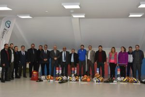 Bursa Esentepe Hastanesi'nden eğitime destek