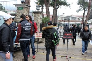 Bakanın a&ccedil;ıklamalarının ardından Bursa polisi zehir tacirlerine savaş a&ccedil;tı