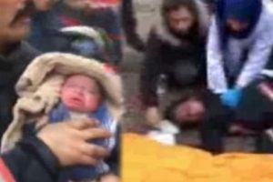 4 katlı binada can pazarı! Alevlerin arasında kaldılar