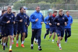 Kayserispor, Antalya kampına başladı