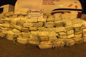 252 bin 750 paket ka&ccedil;ak sigara ele ge&ccedil;irildi