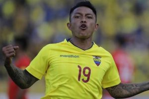Fenerbah&ccedil;e'ye tanıdık sol bek!
