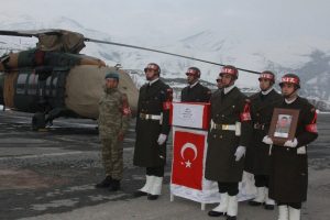 Şehit er t&ouml;renle memleketine uğurlandı