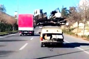 Kamyon değil otomobil