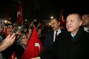 Erdoğan'a Paris'te yoğun ilgi