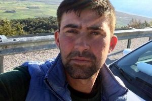 Gen&ccedil; adam depoda intihar etti