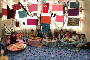 Bursa Yıldırım'ın miniklerinden yok olmayan meslekler