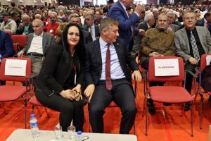 Baykal'ın sandalyesi boş bırakıldı