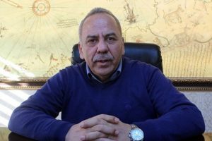 Oğlunun oyuncak arabasından etkilendi, şu anda 5 fabrikası var