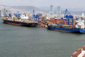 İhracat beklenti endeksi ilk &ccedil;eyrekte azaldı