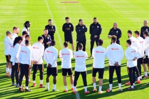 Galatasaray ilk idmanına &ccedil;ıktı