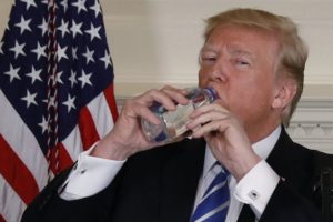 Sağlığıyla ilgili iddiaları yalanlayan Trump kontrolden ge&ccedil;ecek!