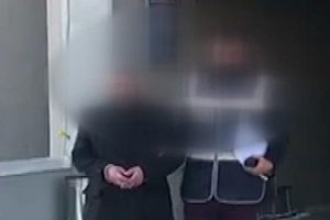 İlkokul mezunu sahte do&ccedil;ent alarmı! TV kanallarına da &ccedil;ıkmış