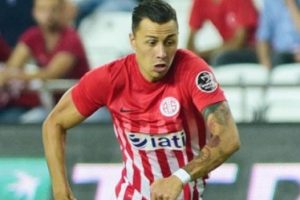 Emre G&uuml;ral, şampiyonluktaki favorisini a&ccedil;ıkladı!
